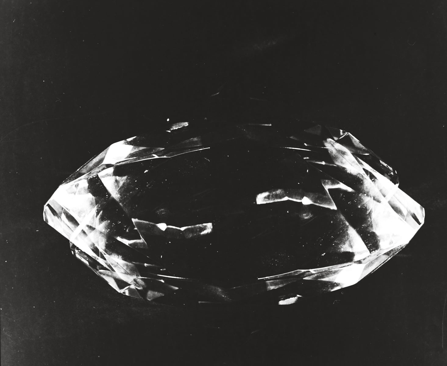 Johanna Daab | Der Diamant, 2013 | 60 x 50 cm, Warmton Silbergelatineabzug 